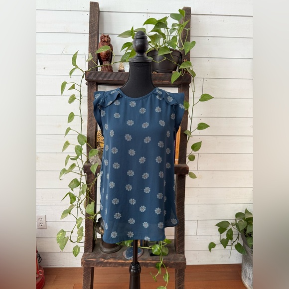 Loft Floral Blue Women's Flutter Sleeve Top - Picture 5 of 14